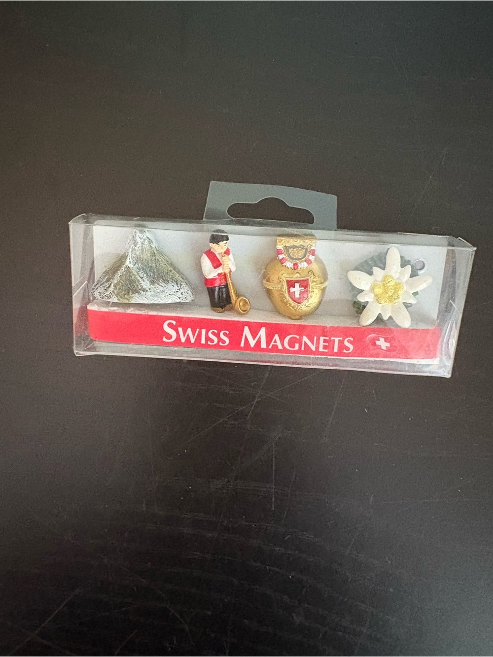 Source Unknown Swiss Magnets Set - Red, Gold, White, Silver